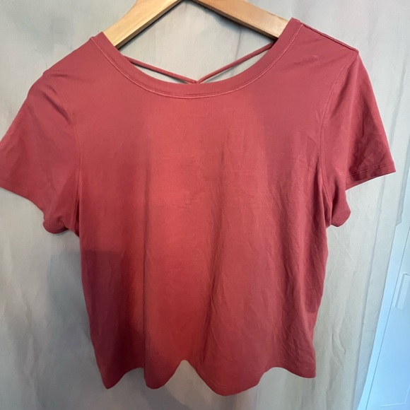 Lululemon Athletica Strappy Lunge Back T-shirt | Pink Light Weight Material - Picture 4 of 6